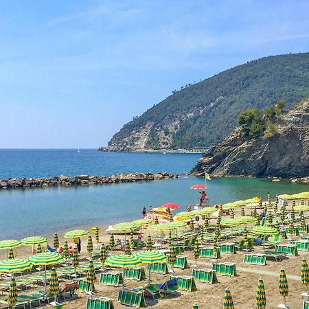 Amazing Apartment In Moneglia With House Sea View Esterno foto